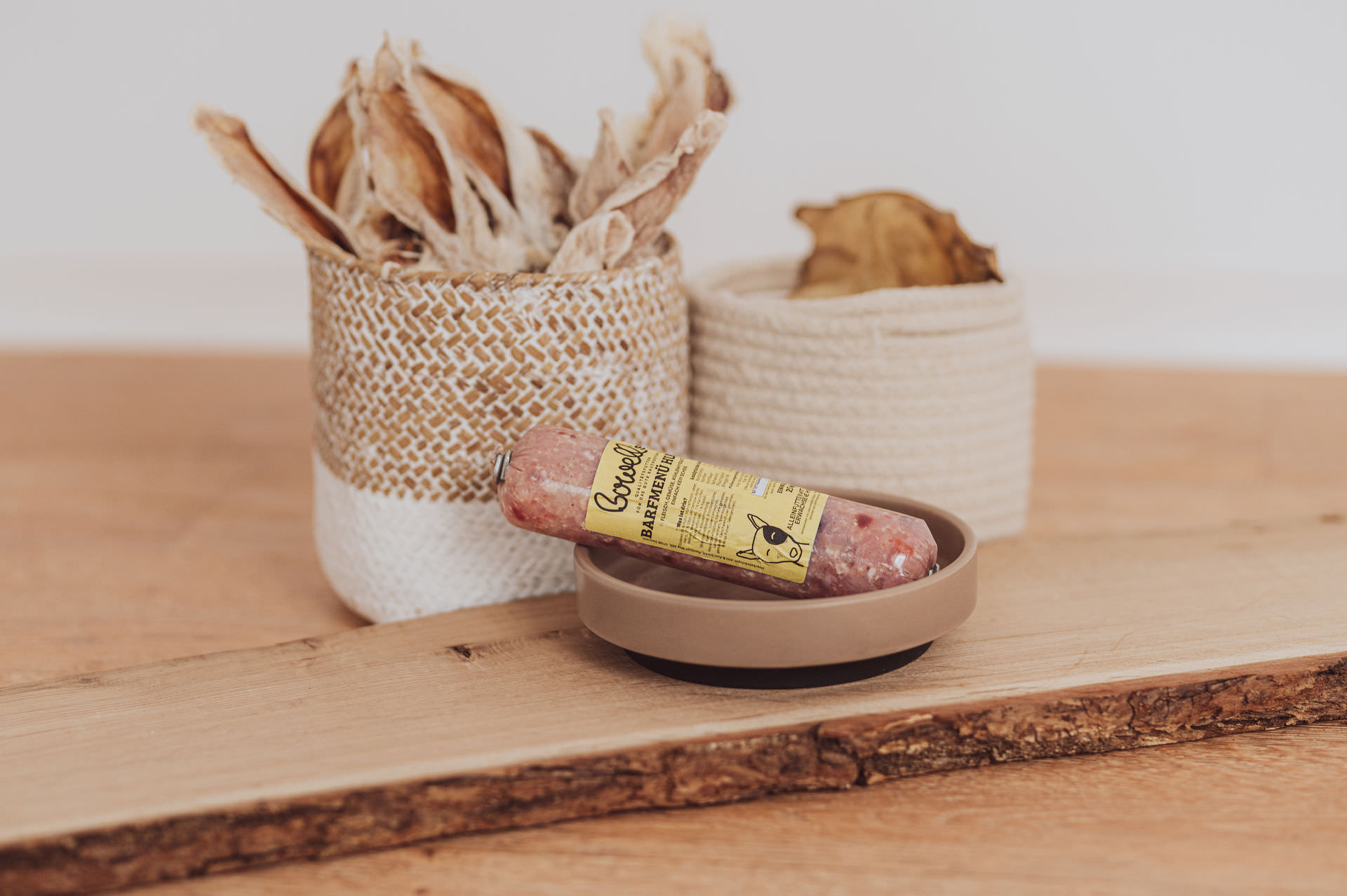 Detailaufnahme eines Bowells Hundefutterprodukts – Produktfoto für Hundebusiness